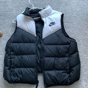 Nike vest